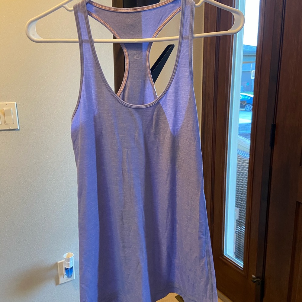 Women’s lululemon light purple marbled tank top.